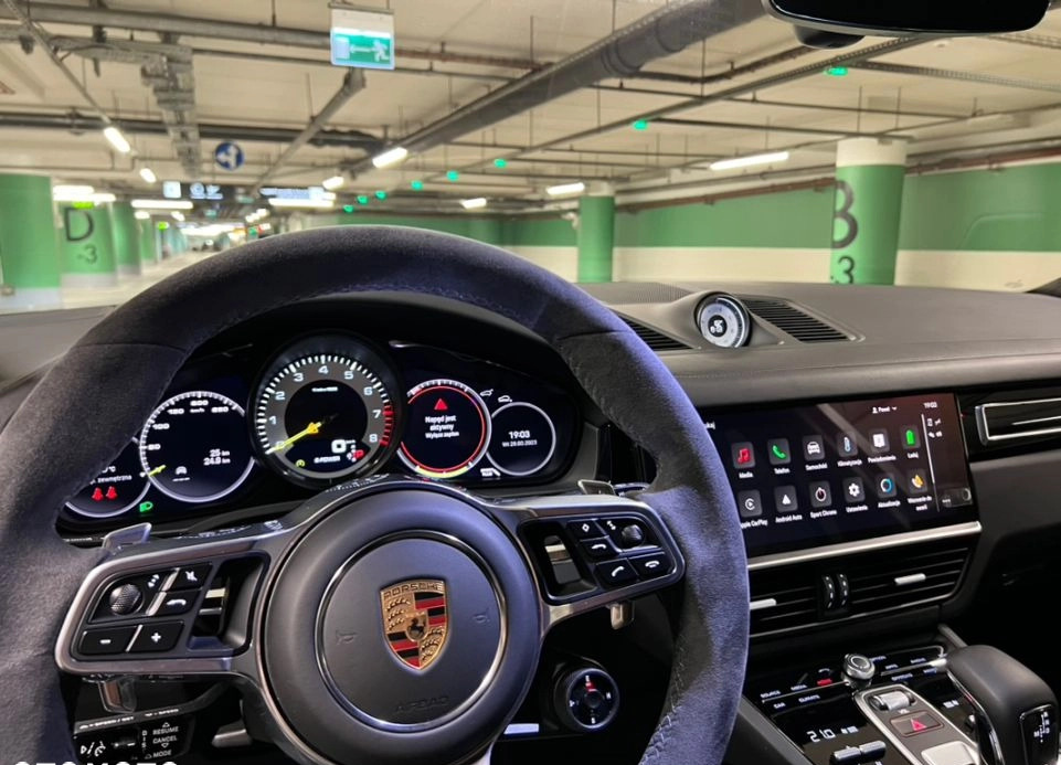 Porsche Cayenne cena 619000 przebieg: 1050, rok produkcji 2022 z Przysucha małe 254